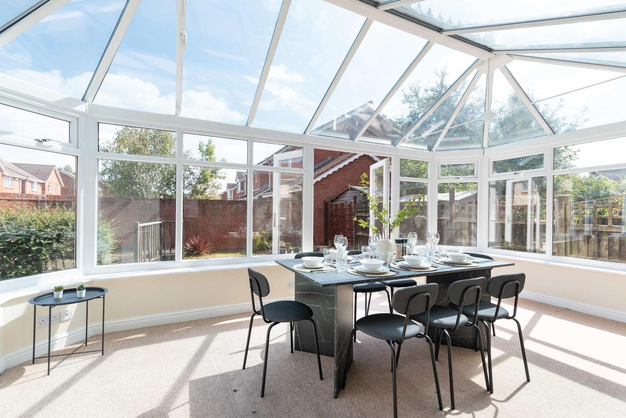 Five Bedroom With Large Dining Area