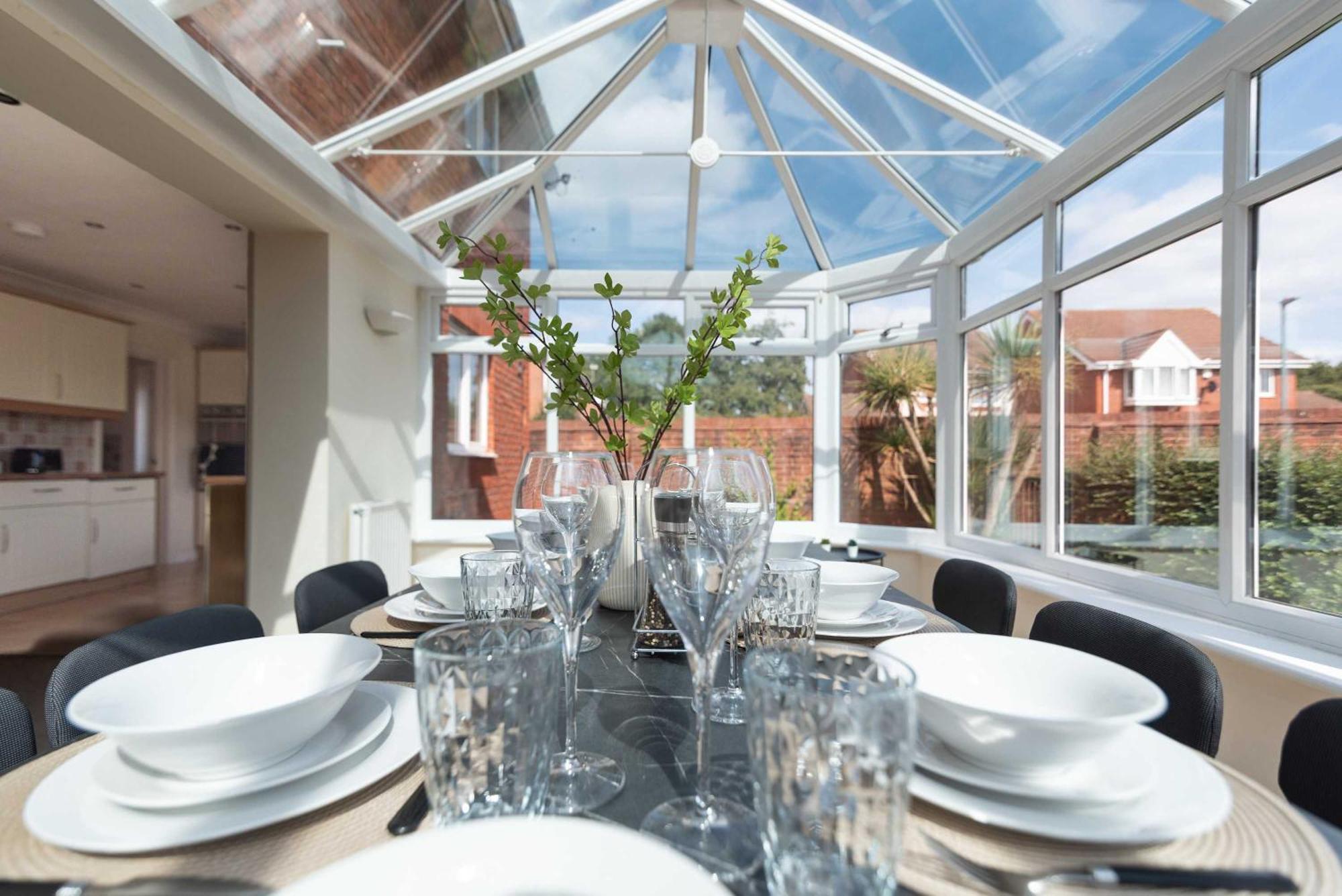 Five Bedroom With Large Dining Area