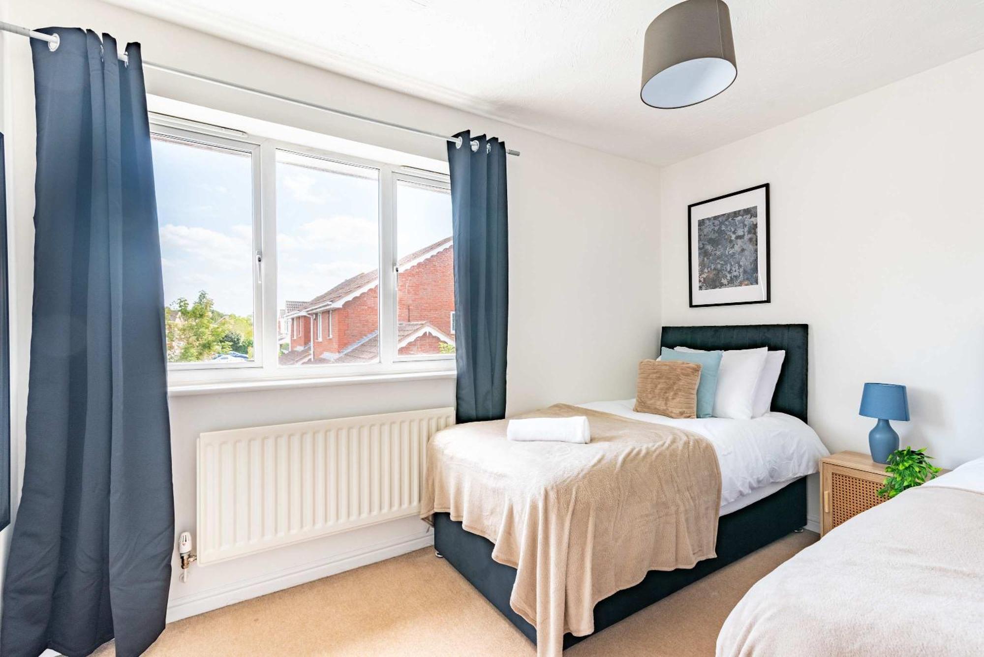 Five Bedroom With Large Dining Area Apartment